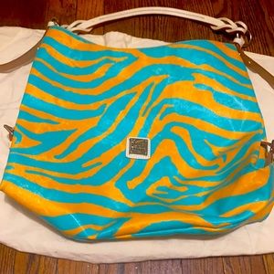 Dooney & Bourke purse